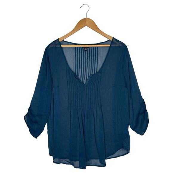 Torrid Top Womens L Sheer Chiffon V Neck Pintuck 3/4 Ruched Sleeves Green - Picture 1 of 11